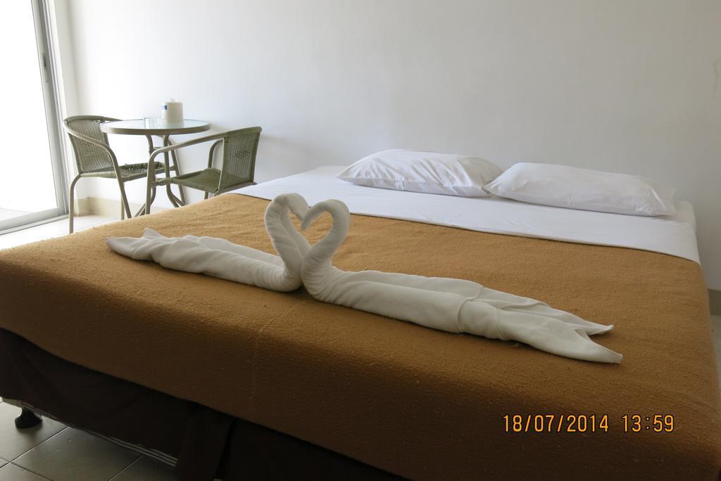 Ekkamon Apartment Phuket Esterno foto