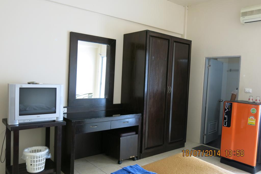 Ekkamon Apartment Phuket Esterno foto