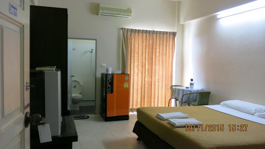 Ekkamon Apartment Phuket Esterno foto